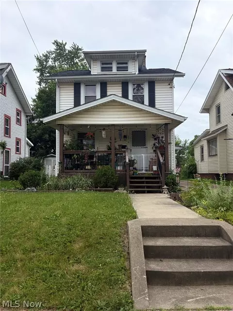 3310 11th St SW, Canton, OH 44710