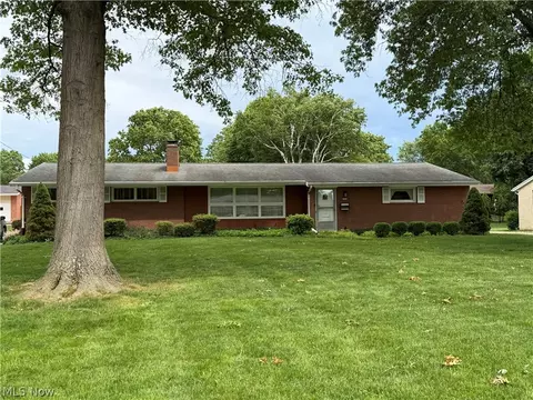 330 Weber Ave NE, North Canton, OH 44720