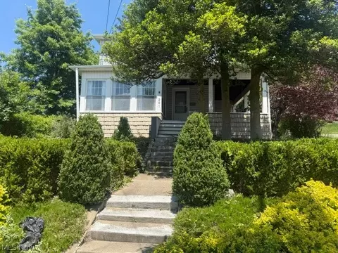 261 E Main St, Saint Clairsville, OH 43950
