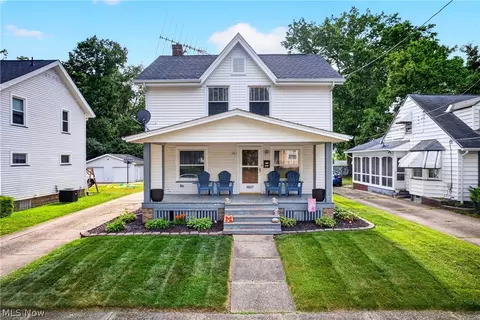 1027 2nd St NE, Massillon, OH 44646