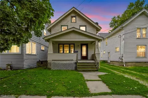 Exterior - 618 W 57th St, Ashtabula, OH 44004 photo 2 of 10
