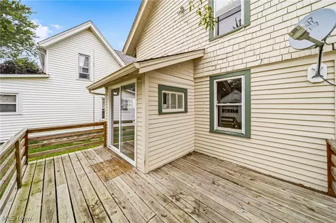 Exterior - 618 W 57th St, Ashtabula, OH 44004 photo 9 of 10