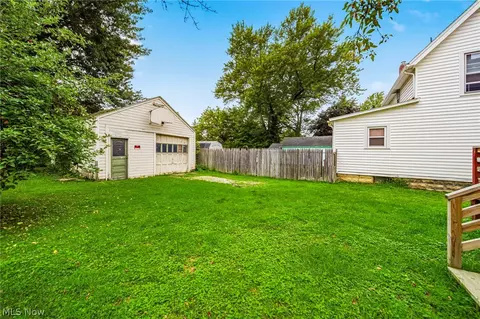 Exterior - 618 W 57th St, Ashtabula, OH 44004 photo 8 of 10