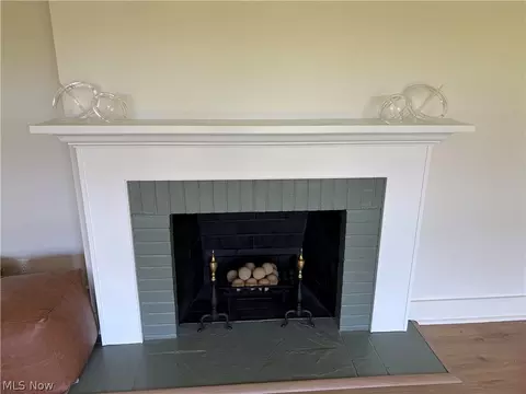 Living - 113 Conifer Cir, Wheeling, WV 26003 photo 2 of 2