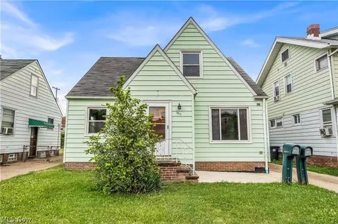 3819 W 137th St, Cleveland, OH 44111