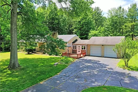 2141 N Road Rd NE, Warren, OH 44483