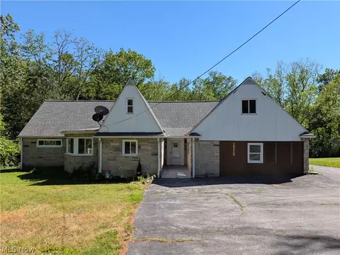 28300 Aurora Rd, Solon, OH 44139