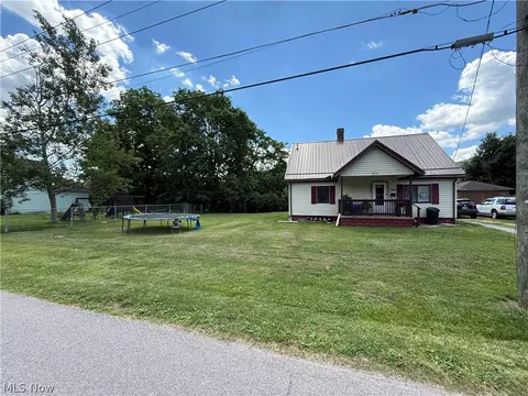 2014 Ohio Ave, East Liverpool, OH 43920
