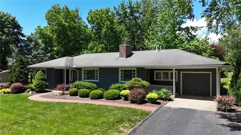 3126 Mayfield Rd, Silver Lake, OH 44224