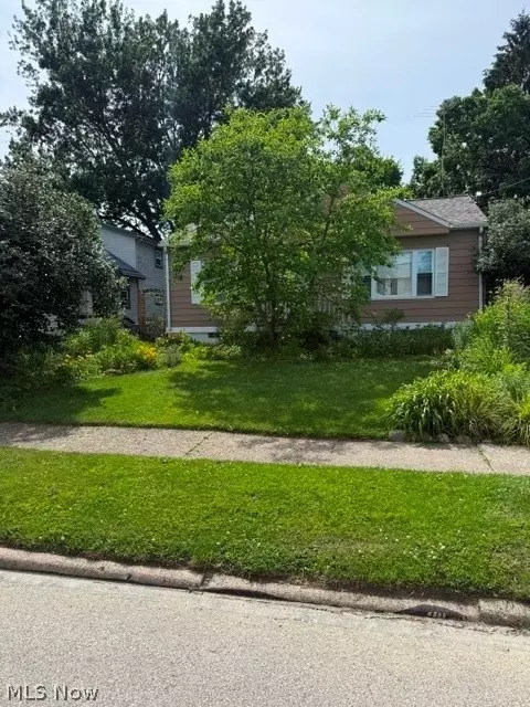 2486 8th St, Cuyahoga Falls, OH 44221