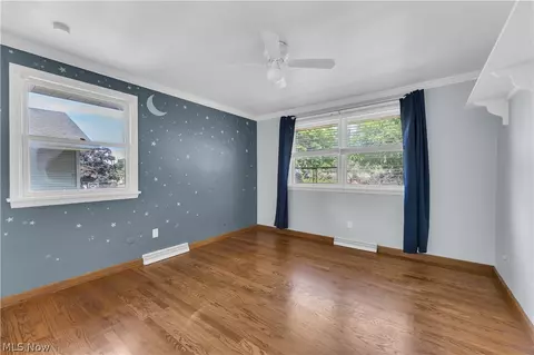 Bedroom - 691 Oakridge Dr, Boardman, OH 44512 photo 1 of 6