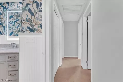 Entry Way - 691 Oakridge Dr, Boardman, OH 44512 photo 3 of 3