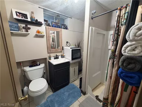 209 Washington St, Barnesville, OH 43713 photo 30