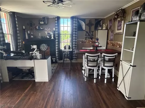 209 Washington St, Barnesville, OH 43713 photo 10