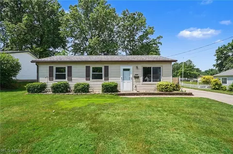 3648 Northport Dr, Stow, OH 44224