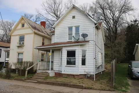 769 Buckeye Ave, Marietta, OH 45750