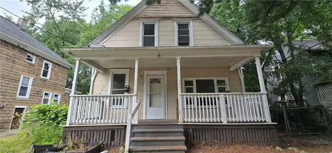 700 Carpenter St, Akron, OH 44310