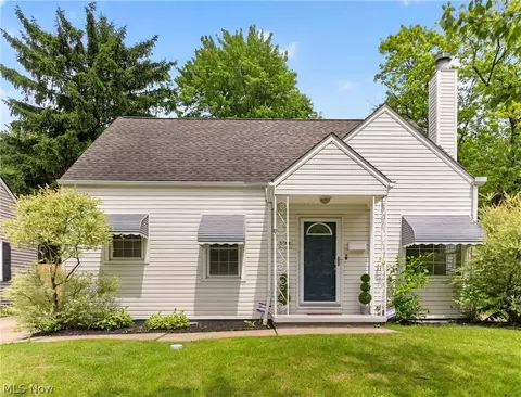 2751 Valley Rd, Cuyahoga Falls, OH 44223