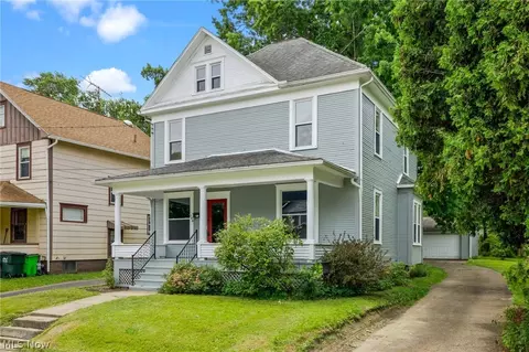 146 W Harrison St, Alliance, OH 44601