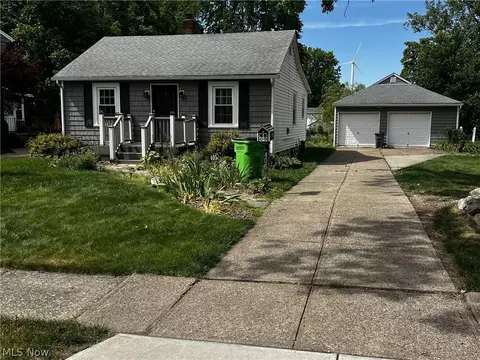 405 Austin St, Berea, OH 44017