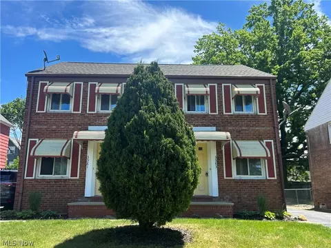 3381 Sutton Rd, Shaker Heights, OH 44120
