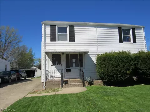 22131 S Lakeshore Dr, Euclid, OH 44123
