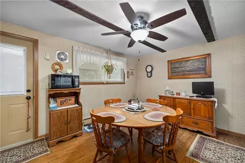 Dining - 829 Delaware Ave, Elyria, OH 44035 photo 1 of 1