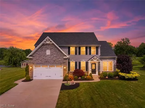 3131 Fairview Dr, Avon, OH 44011
