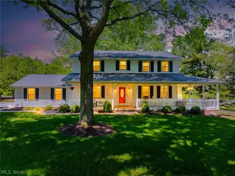 10 Concord Knl, Medina, OH 44256