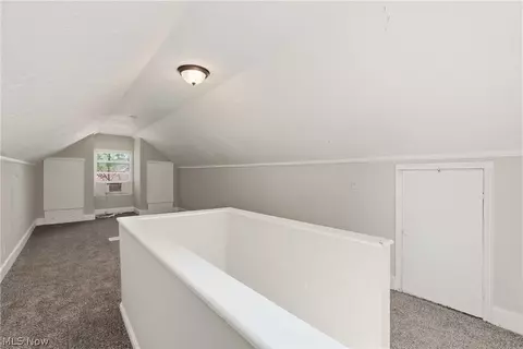 Entry Way - 1620 Cedar Dr, Lorain, OH 44052 photo 4 of 4