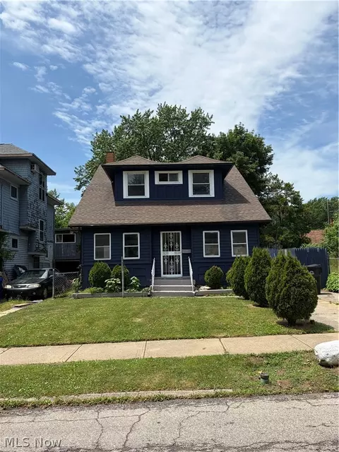 672 E 108th St, Cleveland, OH 44108