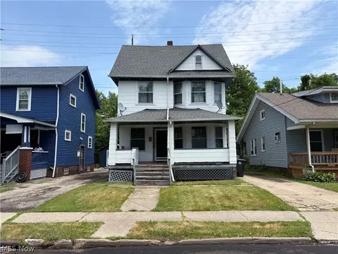 899 E 131st St, Cleveland, OH 44108