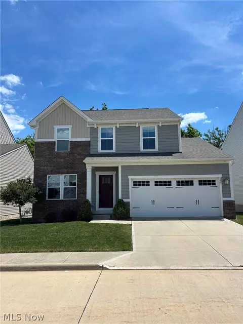 141 Fenwick Dr, Brunswick, OH 44212