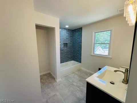 Bath - 311 E 241st St E, Euclid, OH 44123 photo 2 of 3