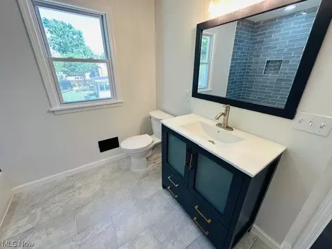 Bath - 311 E 241st St E, Euclid, OH 44123 photo 3 of 3