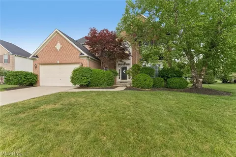 33318 Vintage Cir, Avon, OH 44011