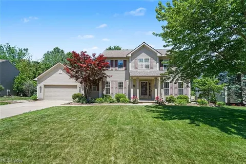 1023 Coopers Run, Amherst, OH 44001