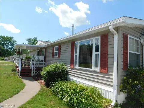 23 Second St, Madison, OH 44057 photo 2