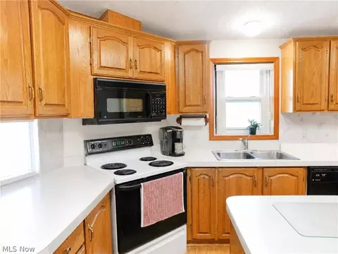 Kitchen - 23 Second St, Madison, OH 44057 photo 2 of 5