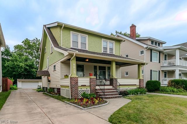 9815 Parkview Ave, Garfield Heights, OH 44125