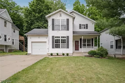 64 Byers Ave, Akron, OH 44302
