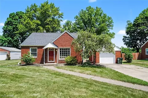 4627 20th St NW, Canton, OH 44708