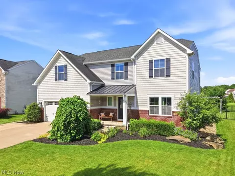 1504 Buckhurst Run, Wadsworth, OH 44281