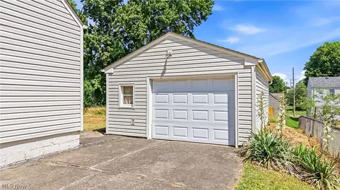 Other - 47 Renee Dr, Struthers, OH 44471 photo 3 of 13