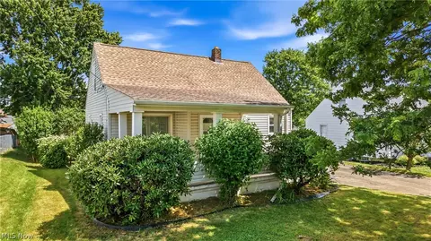 Exterior - 47 Renee Dr, Struthers, OH 44471 photo 1 of 3