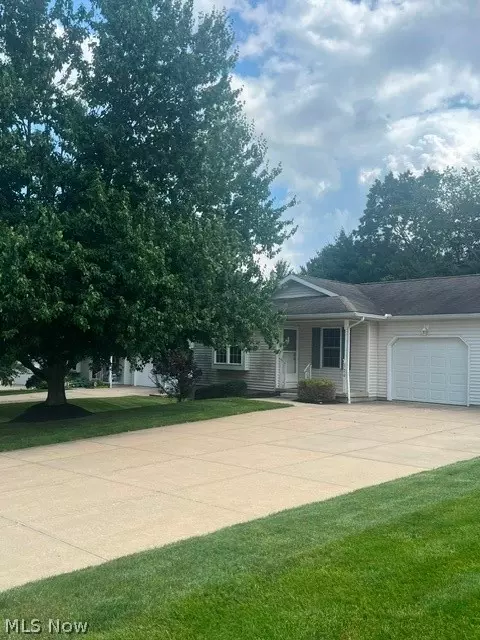 120 Thorn Way, Doylestown, OH 44230