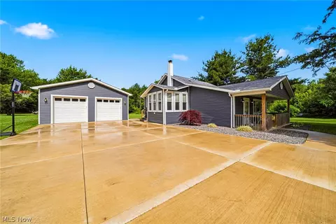 3411 Blake Rd, Ashtabula, OH 44004
