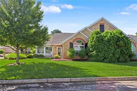 1302 Bridgewater Way N, Mansfield, OH 44906