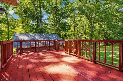 Exterior - 759 Runkle Avenue Ext, Ashtabula, OH 44004 photo 6 of 13
