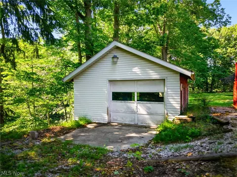 Exterior - 759 Runkle Avenue Ext, Ashtabula, OH 44004 photo 9 of 13